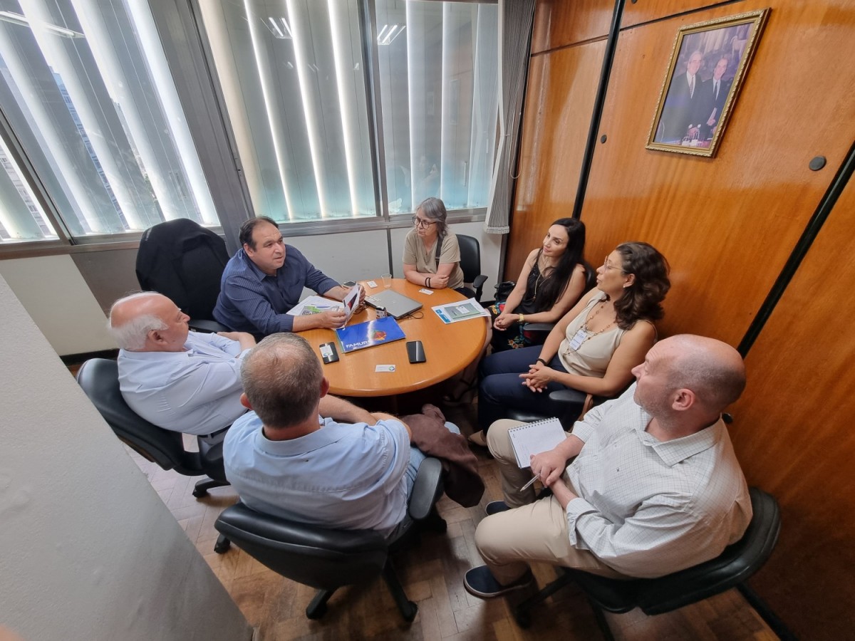 Sinapers na luta pela extinção da contribuição previdenciária de servidores públicos aposentados e pensionistas.