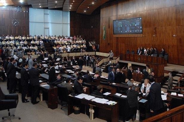 Pacote de Sartori deve ser votado entre os dias 20 e 23 - É remota a possibilidade de convocação extraordinária da Assembleia entre Natal e Ano Novo